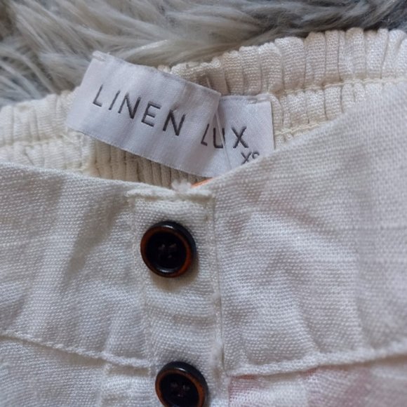 Gorgeous Linen Bustier style top - Picture 9 of 9